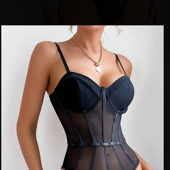 SEDUCTIVE BLACK MESH TEDDY - Picture 3 of 6